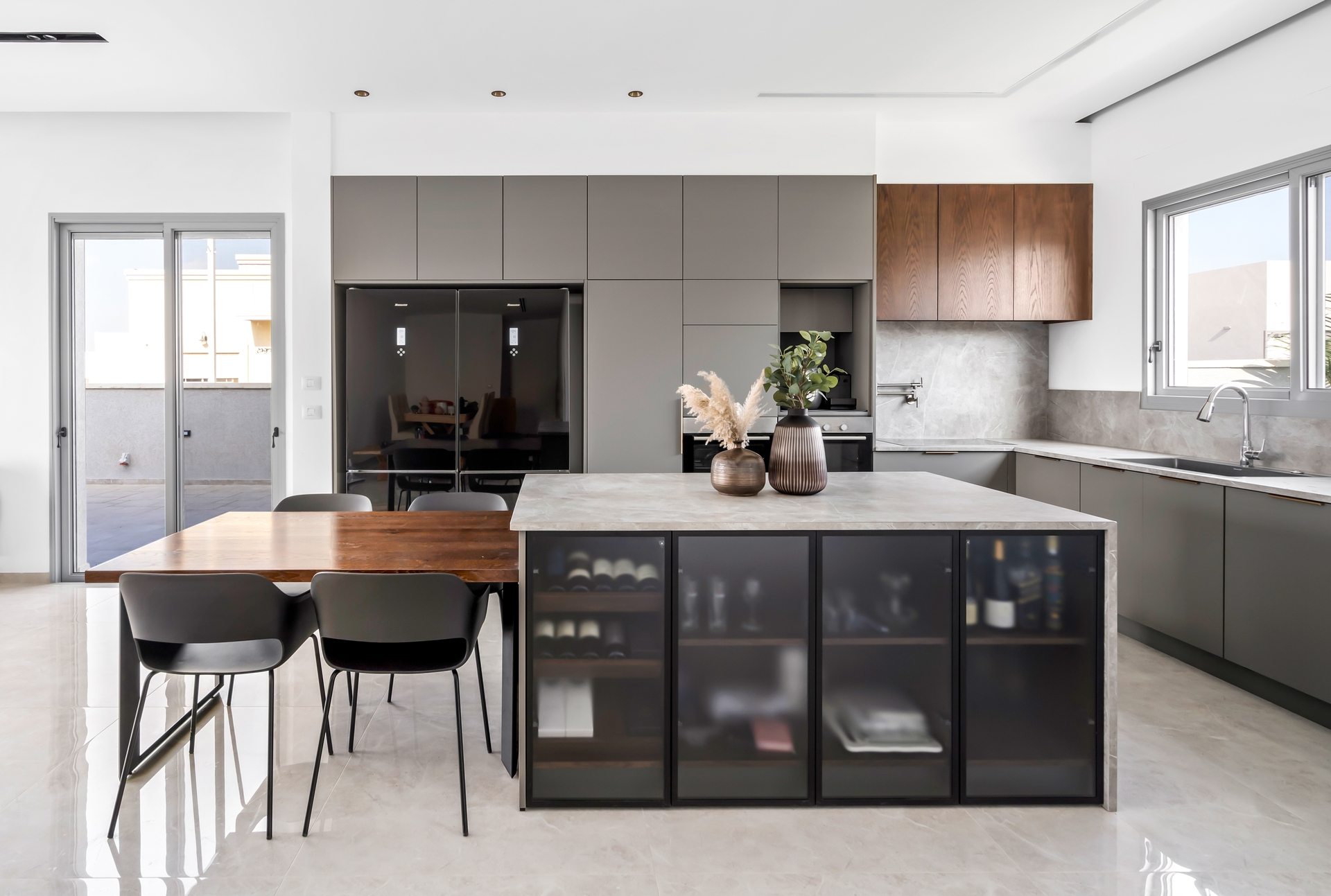 דלתות לארונות מטבח ורהיטים מבית | בלורן ייבוא ושיווק פרזול בלורן דלתות לארונות מטבח ורהיטים מבית | בלורן ייבוא ושיווק פרזול בלורן