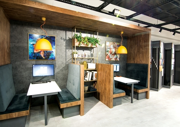 חללי עבודה ותצוגה לאדריכלים | בלורן פרזול