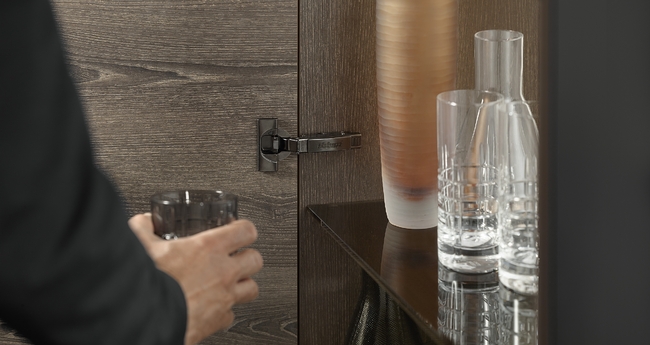 מוצרי פרזול למטבחים ורהיטים של חברת BLUM, פרזול למטבח | בלורן - ייבוא ושיווק פרזול