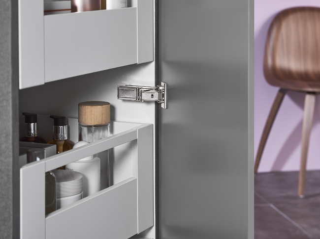 מוצרי פרזול איכותיים של Blum