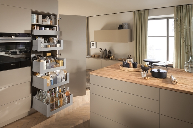 מגירות מריוובוקס למזווה במטבח מגירות מריוובוקס למזווה במטבח