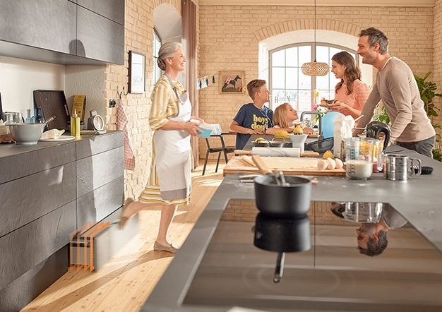 אודות BLUM | בלורן יבוא ושיווק פרזול