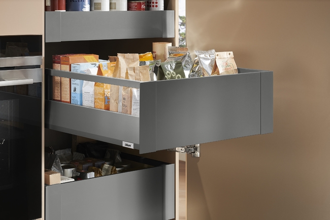 מגירות מריוובוקס למזווה במטבח מגירות מריוובוקס למזווה במטבח