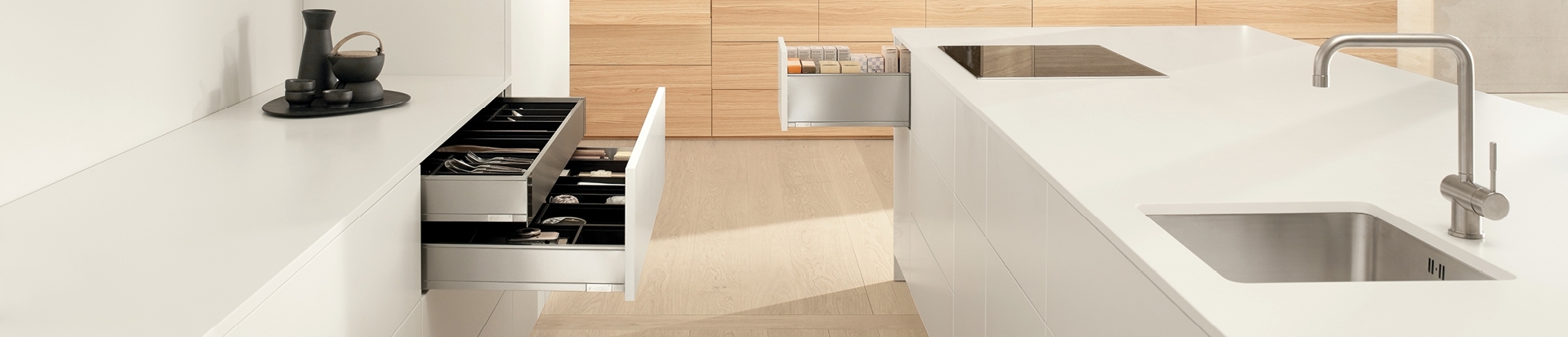 מגירות לגראבוקס (LEGRABOX) למטבח מבית Blum | בלורן מוצרי פרזול איכותיים למטבח