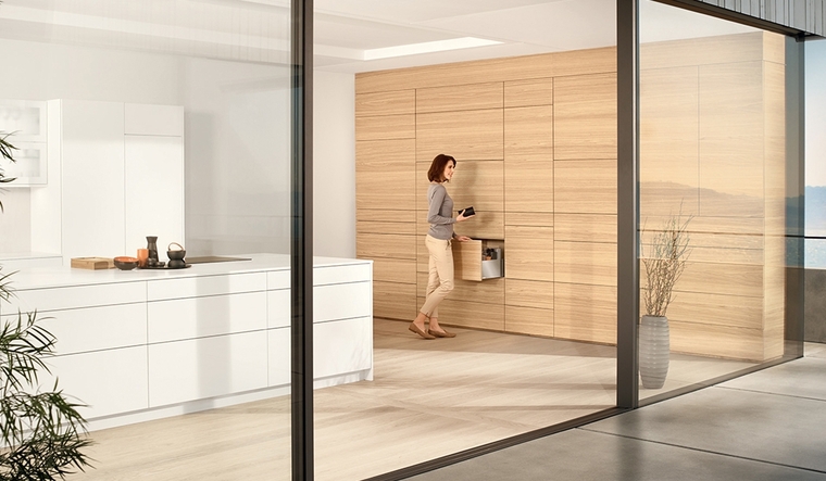 ידיות לדלתות מטבח ורהיטים מבית PORTALINE | בלורן ייבוא ושיווק פרזול