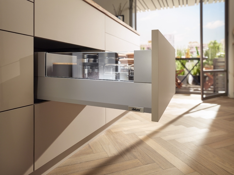 מגירת מריוובוקס BLUM מגירת מריוובוקס BLUM